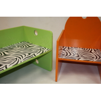 Vintage stoeltje en bankje